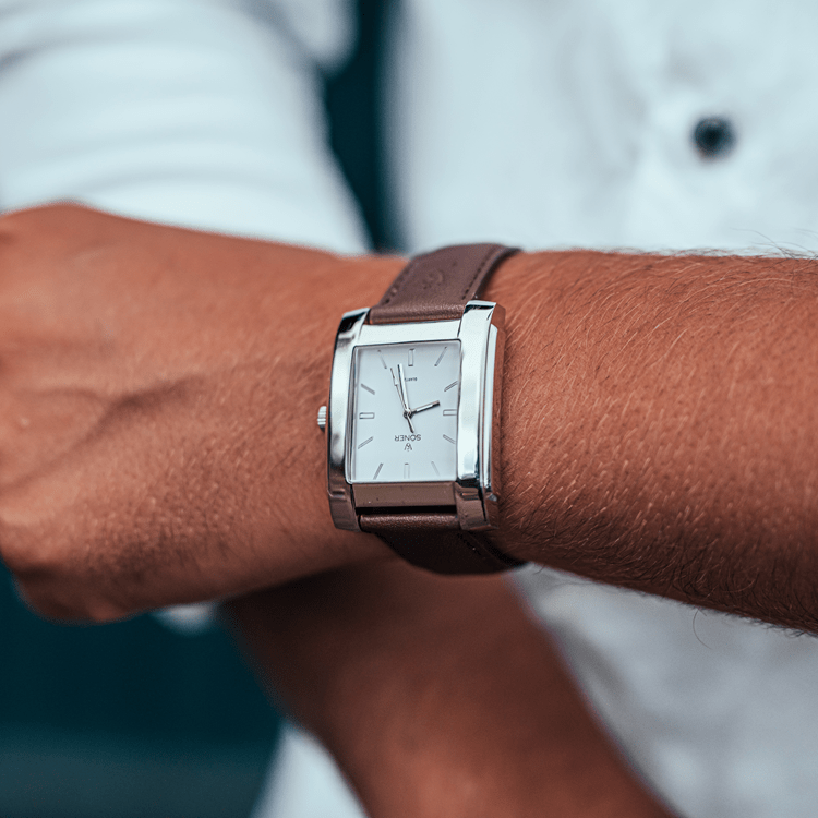 6 Reasons Why a Dress Watch is Perfect for Every Occasion