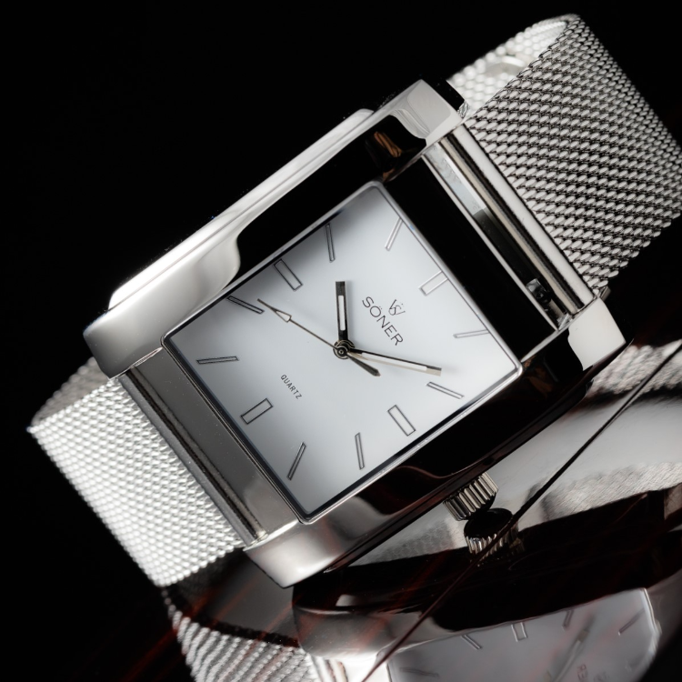 The Timeless Appeal of the Tank Watch | Söner Watches