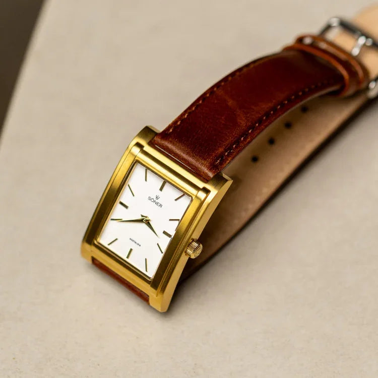 Gold Watch Women: Why They Matter & The Best Styles