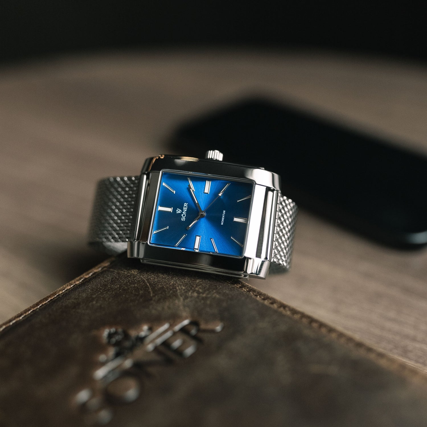 The Evolution of Watches for Women: From Vintage to Modern Classics