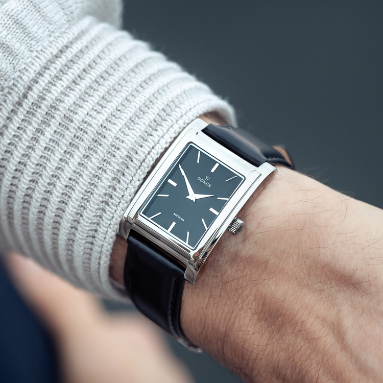 Top Rectangular Men's Watches for Every Occasion