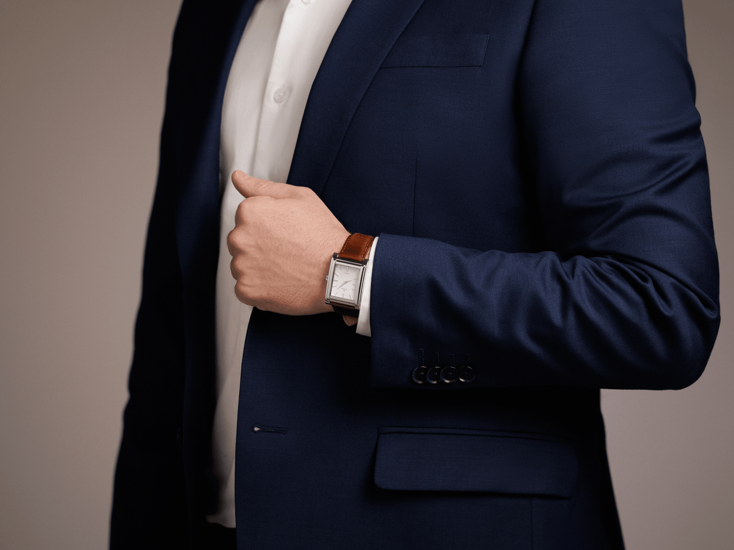 Male Leather Watches: A Timeless Accessory - The Rectangular Watch Brand | Söner Watches