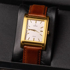 Rectangular Gold Watches for men | Men's gold watches from Söner