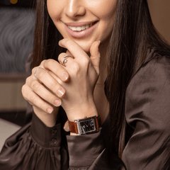 Minimalist watches women