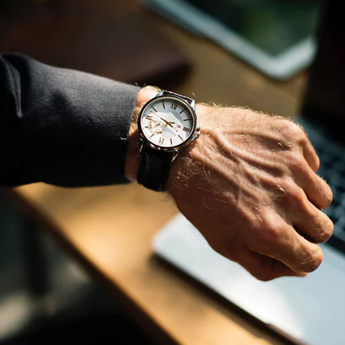 hand-showing-a-wrist-watch