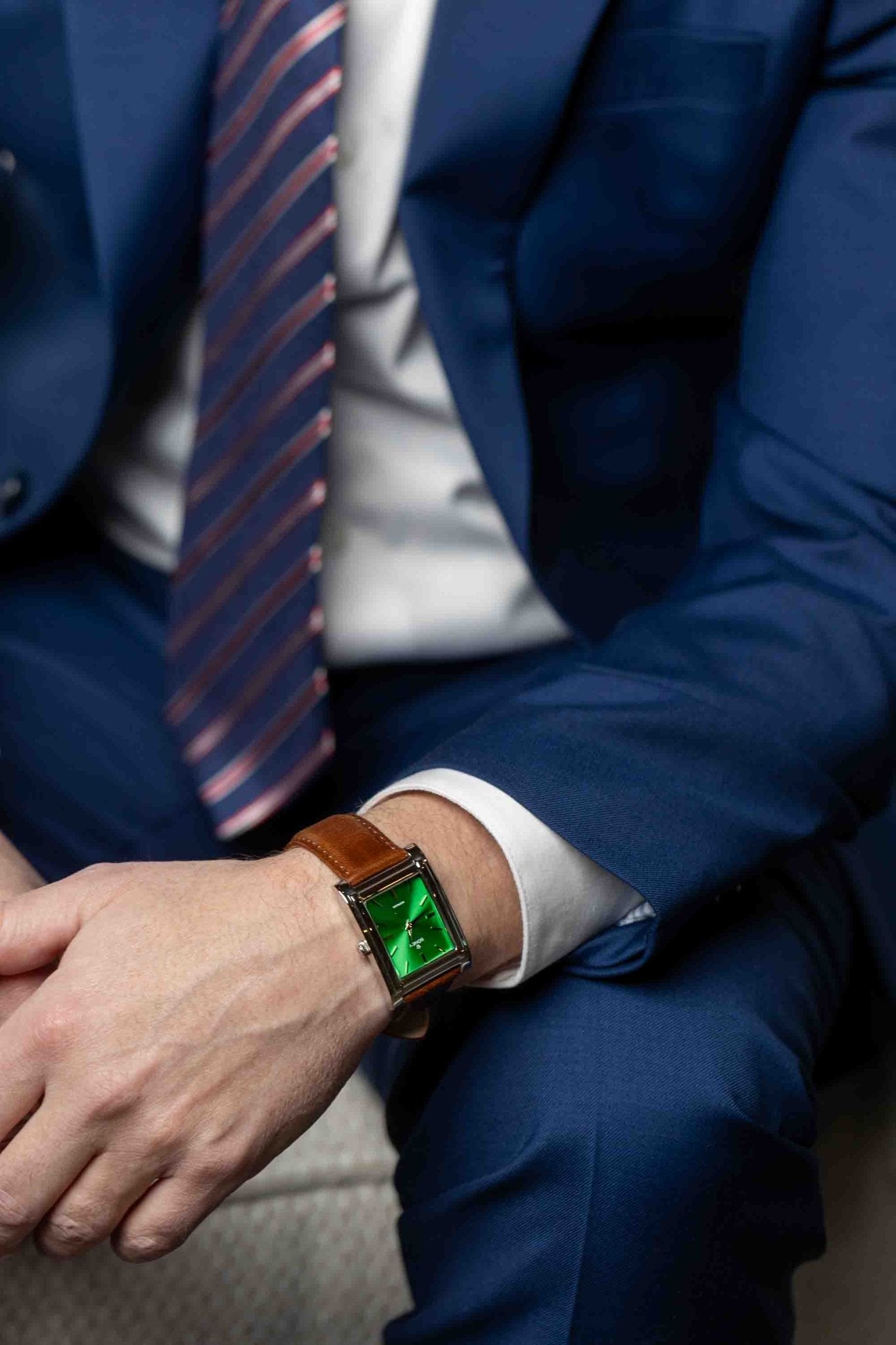 Square watch, Nostalgia New York with green dial - on male wrist blue suit